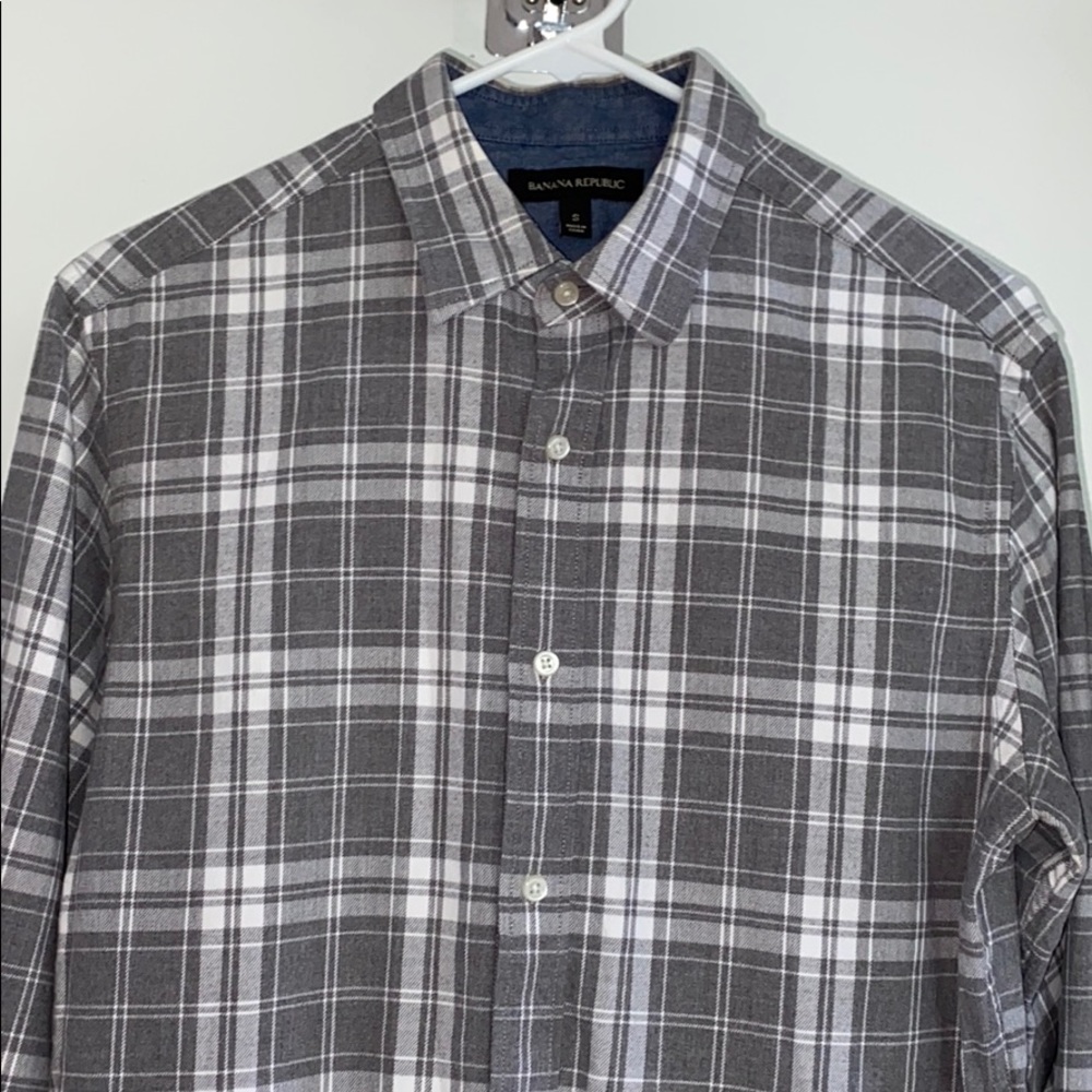 BANANA REPUBLIC BUTTON DOWN - Picture 4 of 5
